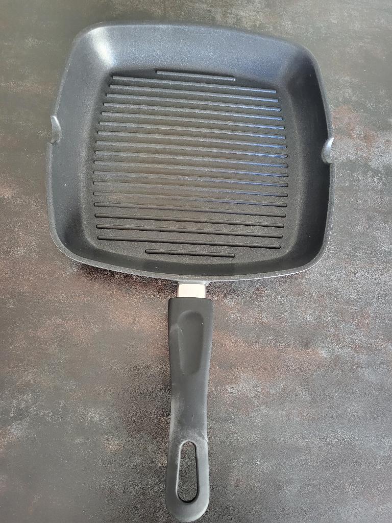 1 grillpan, merk Ikea type 22162, voor gas, Ophalen of Verzenden, Zo goed als nieuw, Rvs, Overige typen