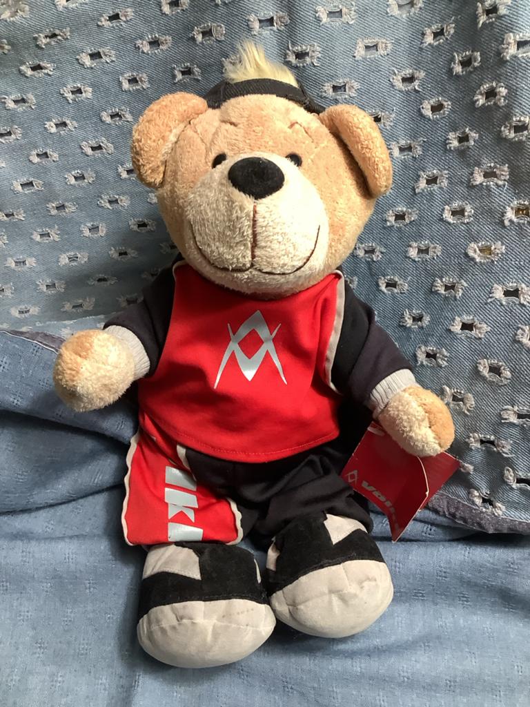 Nieuwe Volki knuffelbeer - Steun KIKA!, Overige merken, Overige karakters, Beer, Nieuw