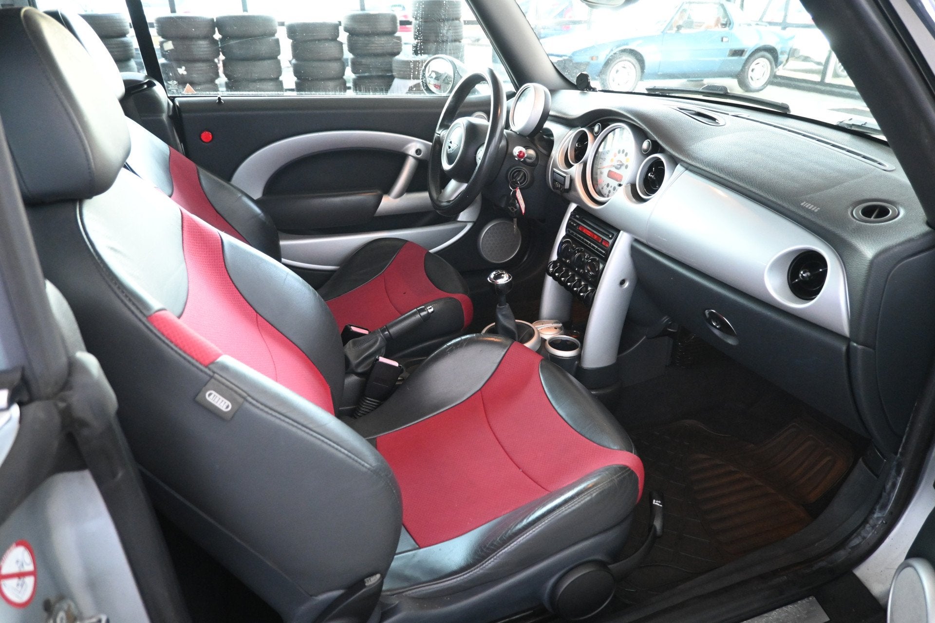 MINI Cabrio 1.6 One Pepper Airco Lichtmetaal TEKST LEZEN! Al, Gebruikt, 4 cilinders, Cabriolet, 4 stoelen