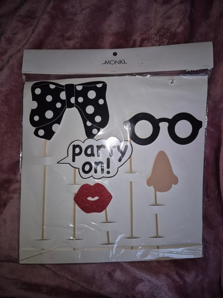 Monki Photo Booth Props - Feestartikelen, Ophalen of Verzenden, Nieuw, Feestartikel, Overige