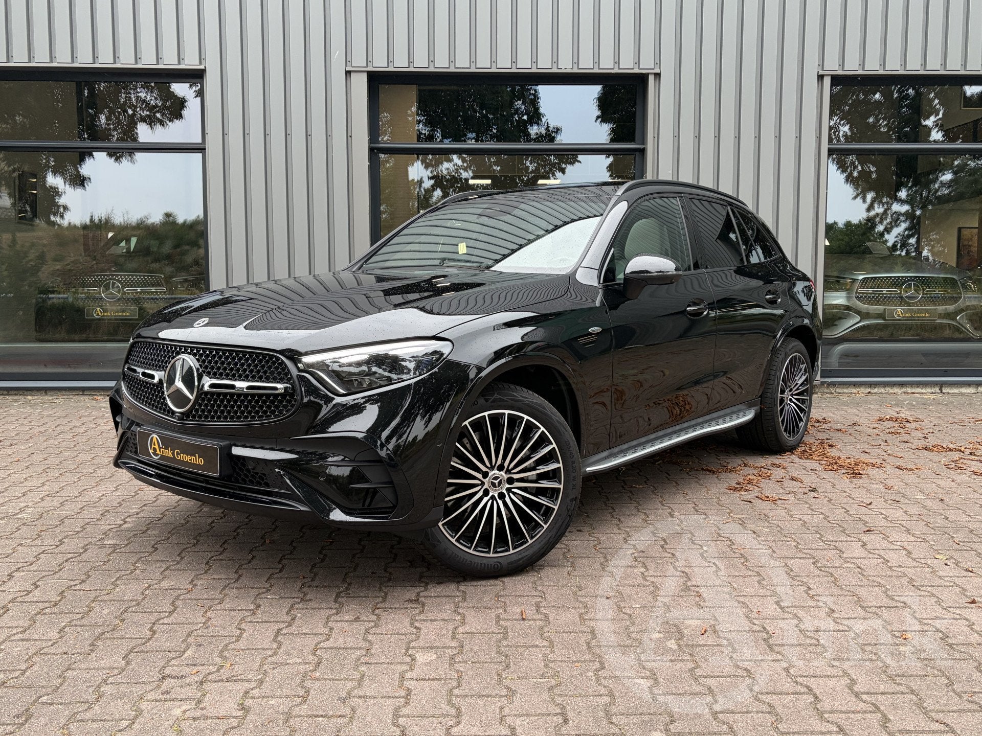 Mercedes-Benz GLC 300e 4MATIC AMG Line Trekhaak, Panoramadak, Auto's, Automaat, 12 maanden, Gebruikt, Euro 6