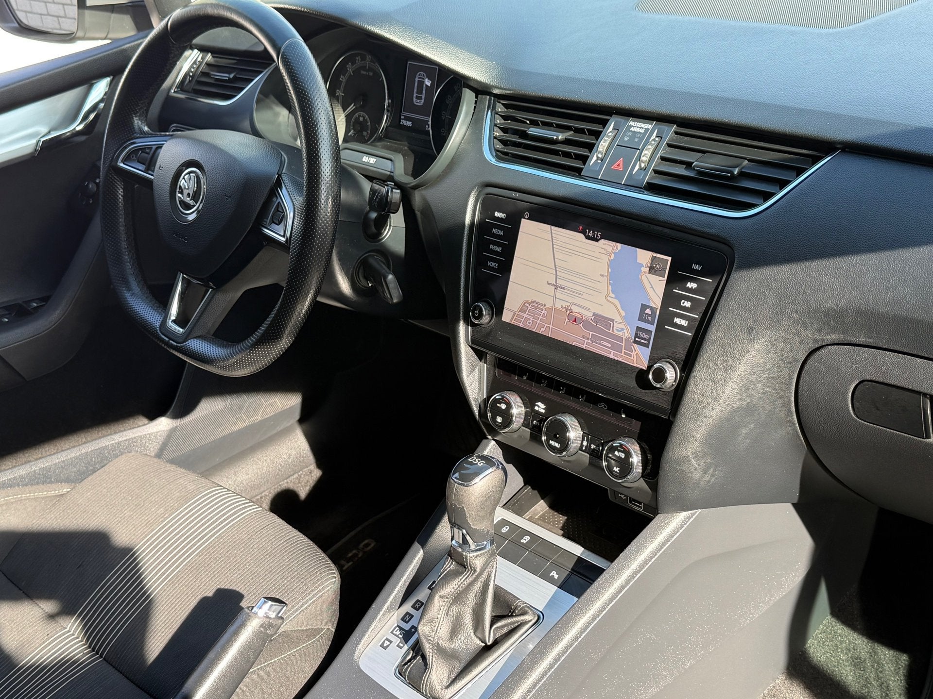 Skoda Octavia Combi 1.6 TDI Greentech Style Automaat Cruise, Stof, Gebruikt, Euro 6, 116 pk