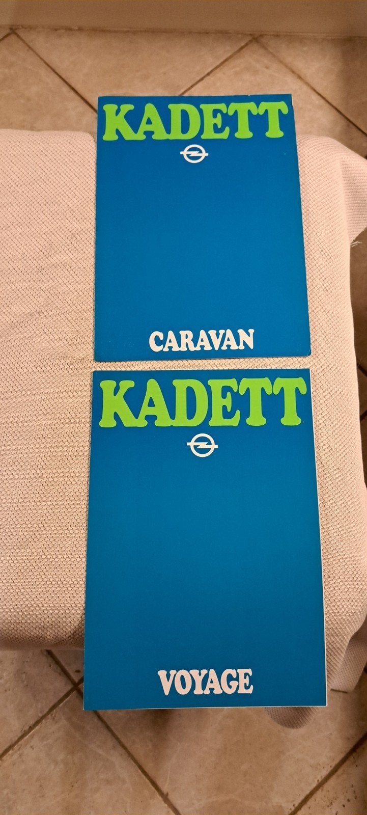 opel kadett brochures 1980 brochures per st 5 eu, Ophalen of Verzenden, Zo goed als nieuw, Opel