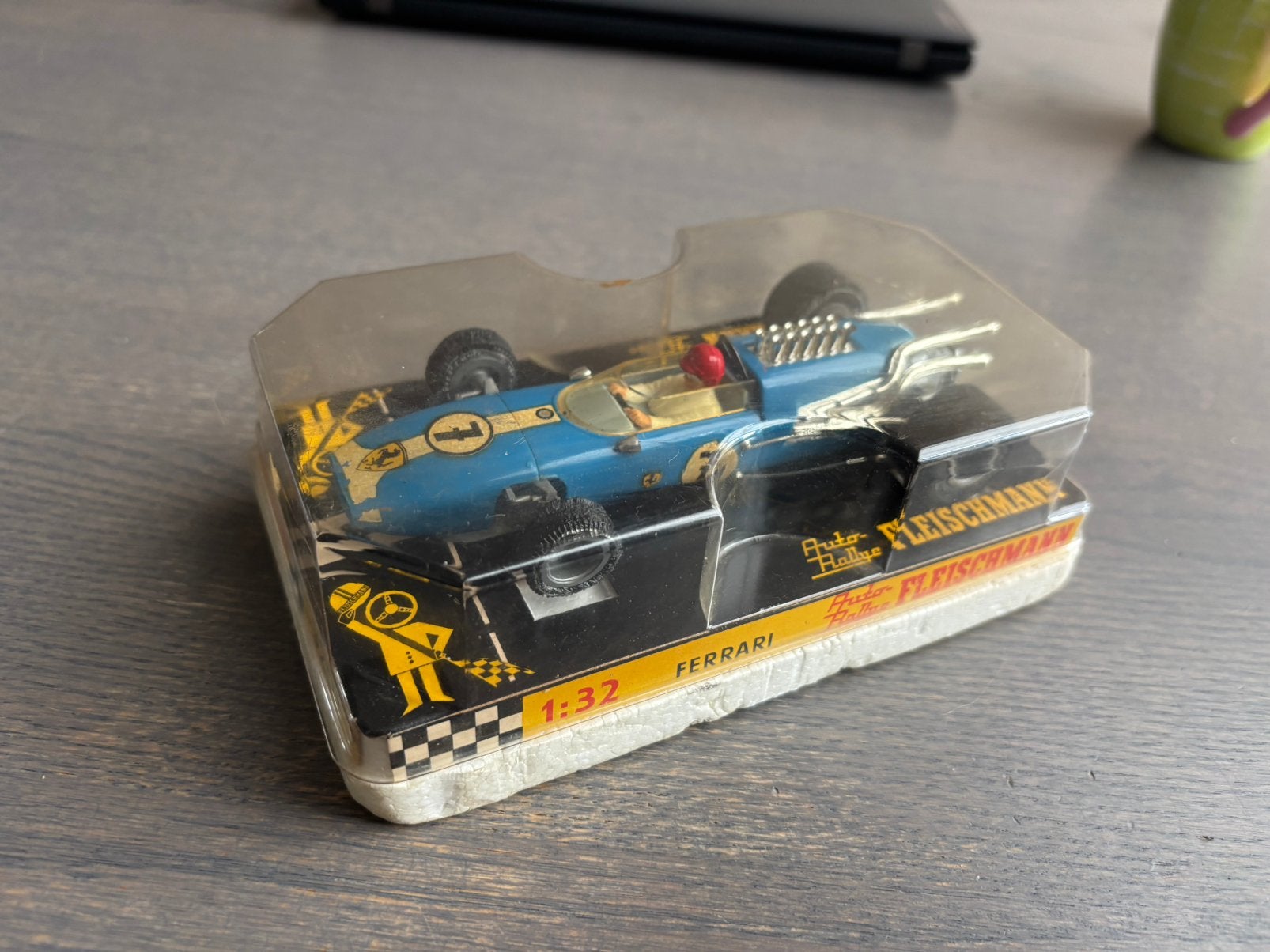 Fleischmann Ferrari F1 3201 racebaan auto 1/32 in OV, Fleischmann, Ophalen of Verzenden, Elektrisch, Racebaan