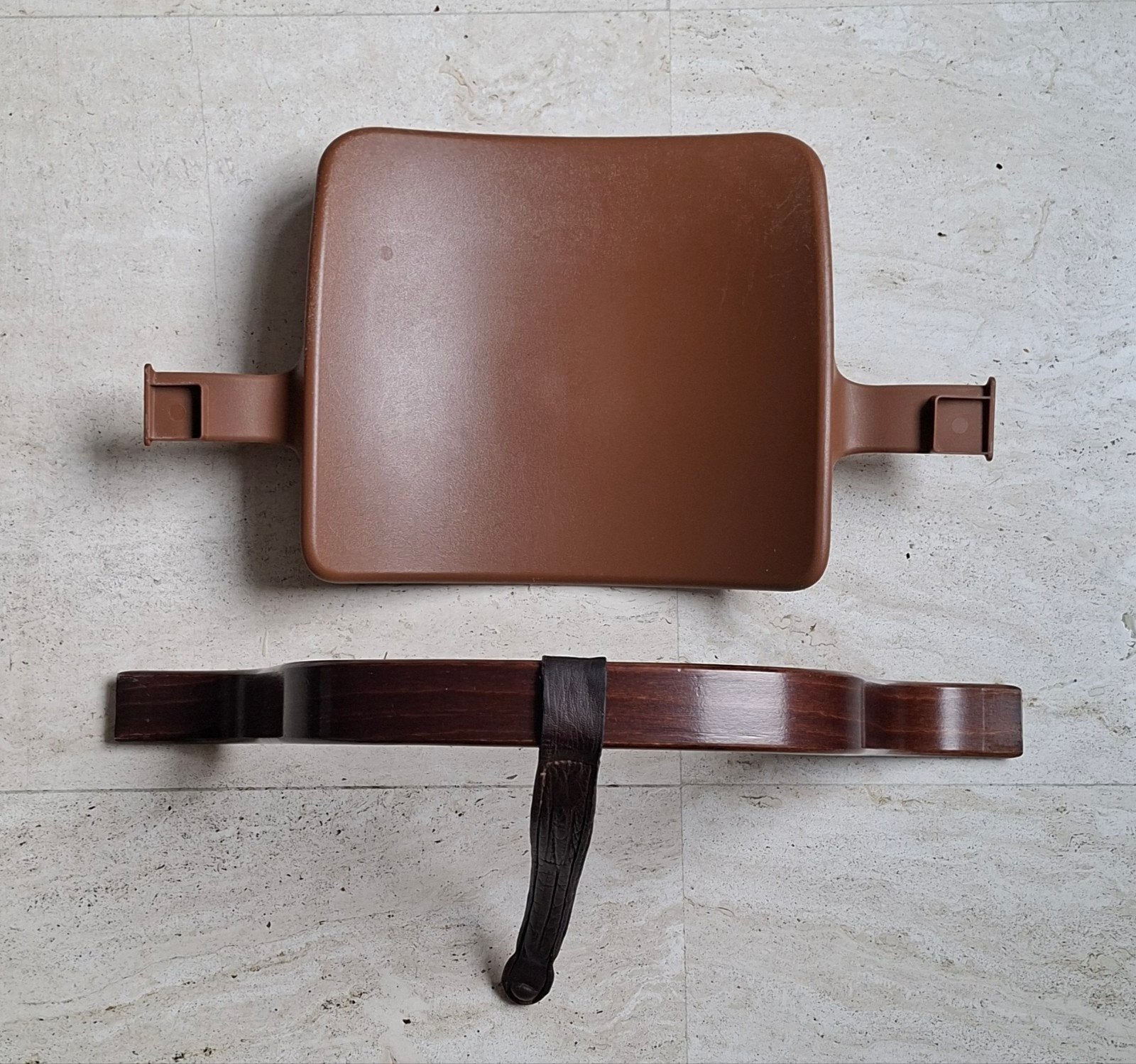 Stokke tripp trapp babyset walnoot 2003-2011, Ophalen of Verzenden, Zo goed als nieuw, Meegroeistoel