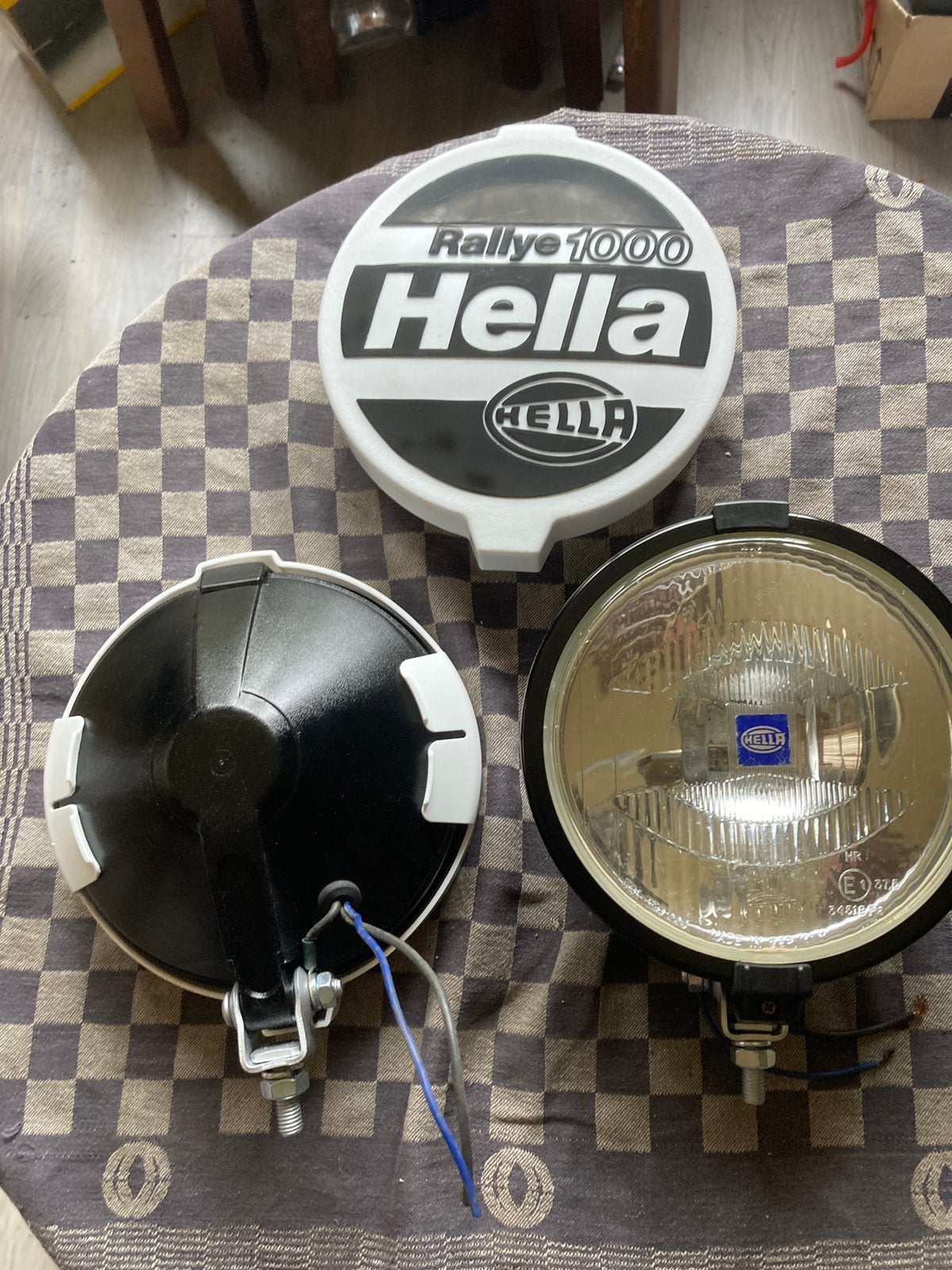 Oldtimer 2 Hella verstralers met stads licht met covers, Auto-onderdelen, Ophalen of Verzenden, Gebruikt