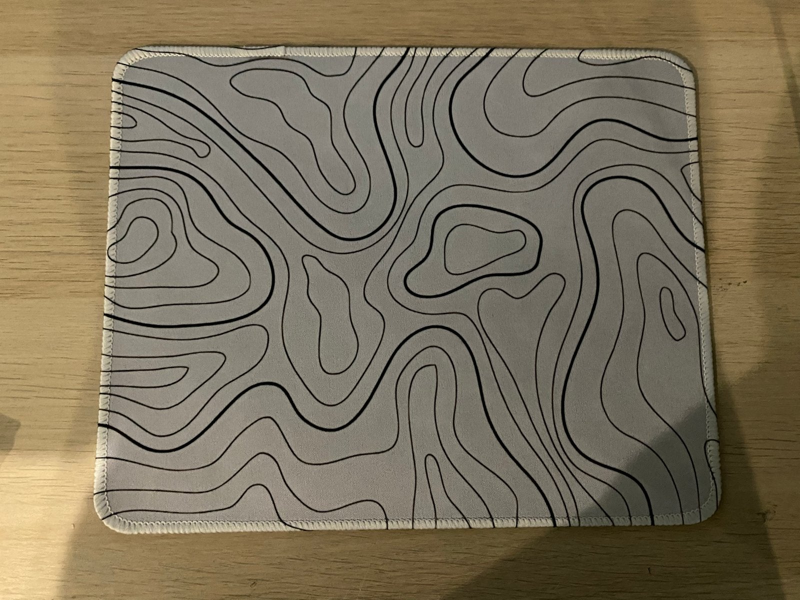 Nieuwe muismat met topografisch patroon, Computers en Software, Ophalen of Verzenden, Nieuw