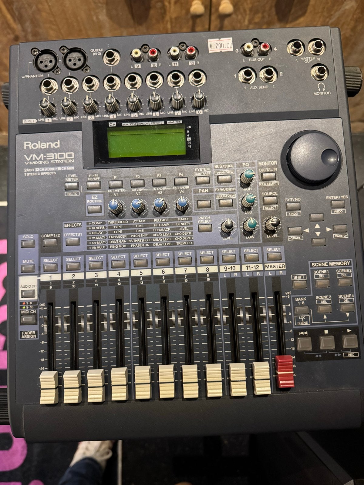 Roland VM-3100 Pro Digitale Mengtafel, Muziek en Instrumenten, Mengpanelen, Ophalen, Gebruikt, 10 tot 20 kanalen, Microfooningang