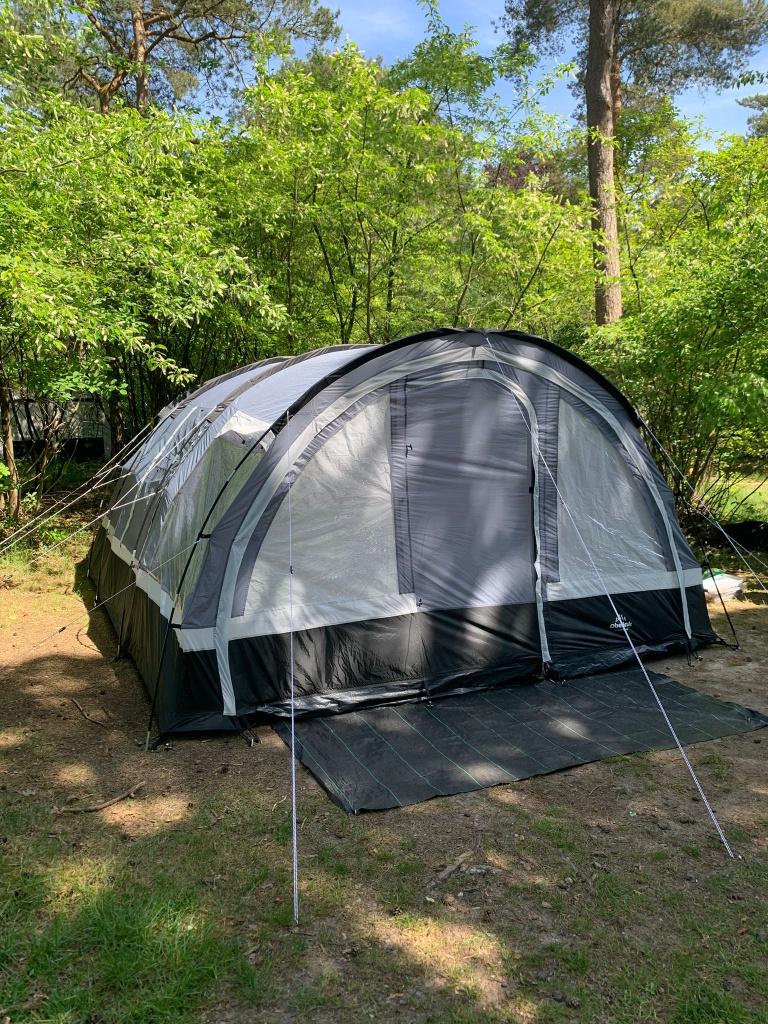 Obelink Lugano 6 Plus tunneltent, Ophalen, Zo goed als nieuw, Tot en met 6