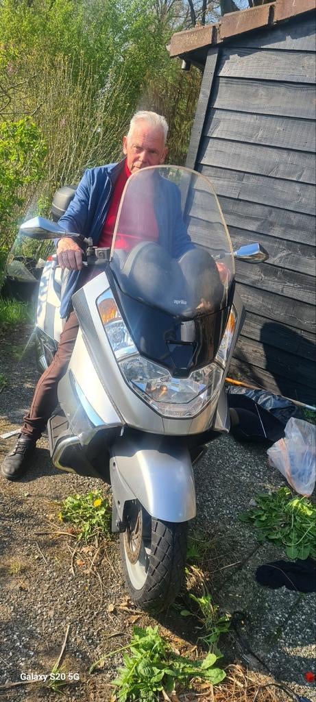 Motorscooter 500 cc, te koop, Particulier, Scooter