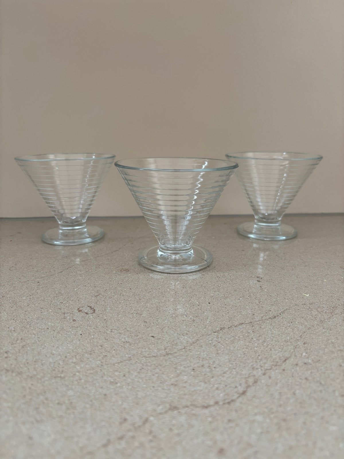 Set van 3 glazen ijscoupes, Glas of Glazen, Ophalen of Verzenden, Overige stijlen, Glas