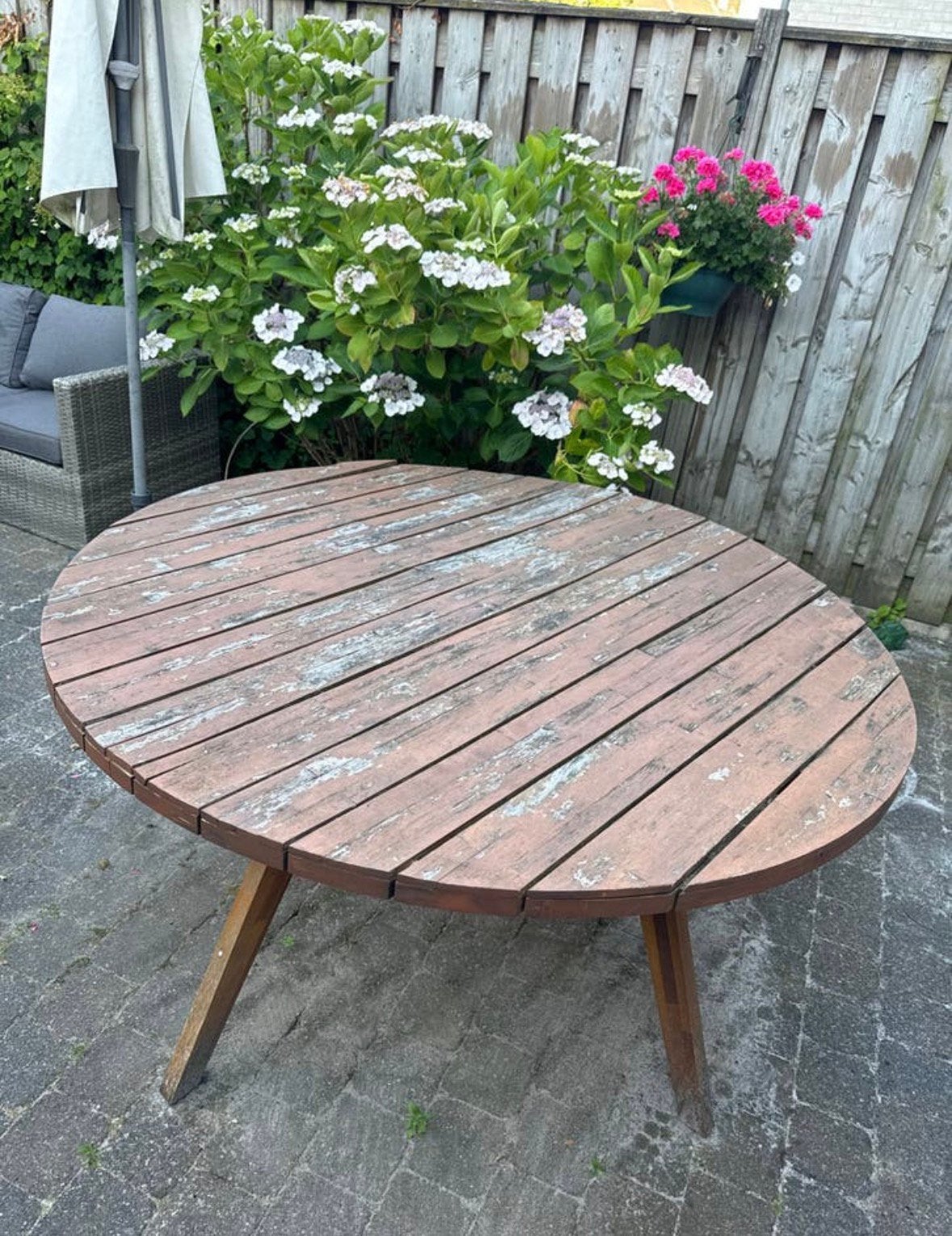 Ronde houten tuintafel - Ø 150 cm, 77 cm hoog, Ophalen, Gebruikt, Rond, Hout