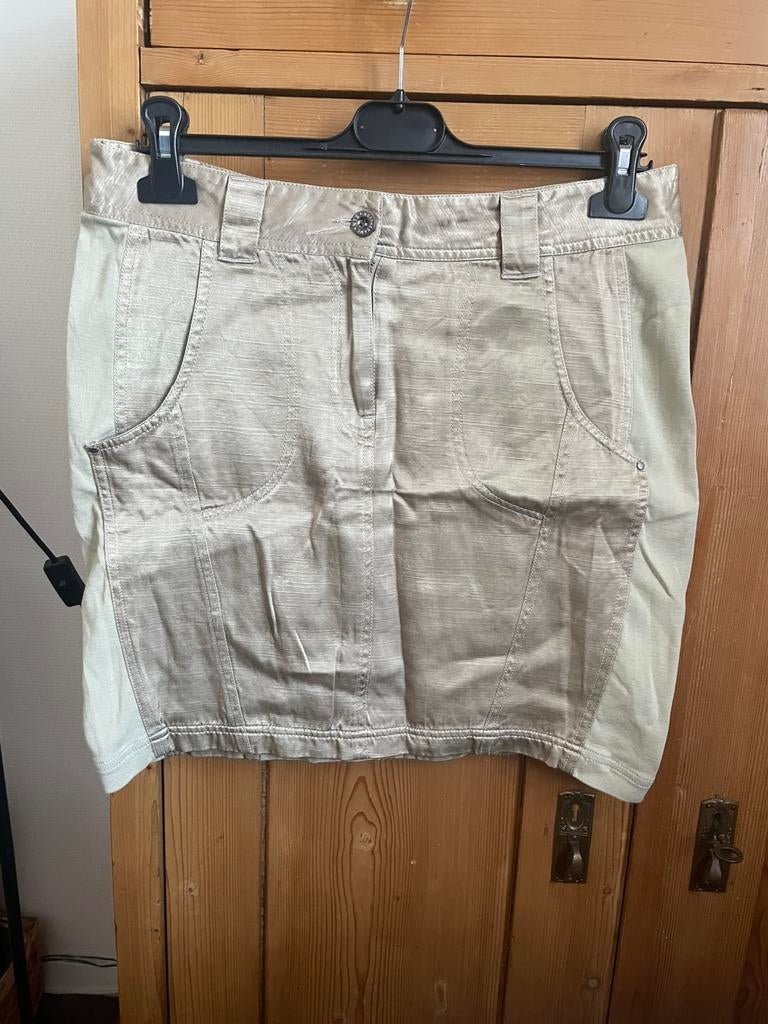 Goudkleurig satijnen rok not the same nts goud beige 38/M, Maat 38/40 (M), Beige, Ophalen of Verzenden, Zo goed als nieuw