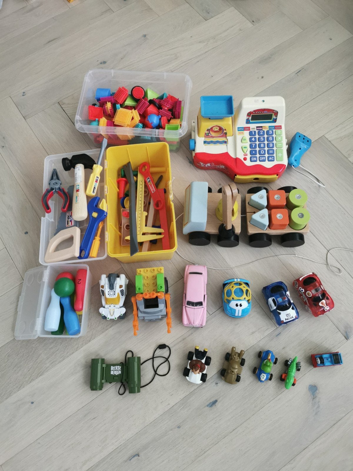 Grote speelgoedset: gereedschap, kassa, auto's en meer, Ophalen of Verzenden, Gebruikt, Overige merken