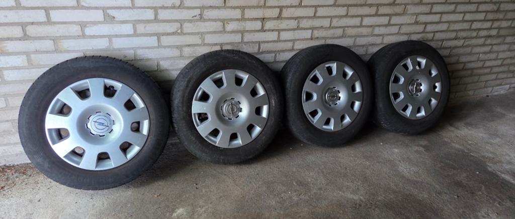 Opel 15 inch zomerbanden met velgen, Auto-onderdelen, Banden en Velgen, Ophalen, Gebruikt, 15 inch, Banden en Velgen