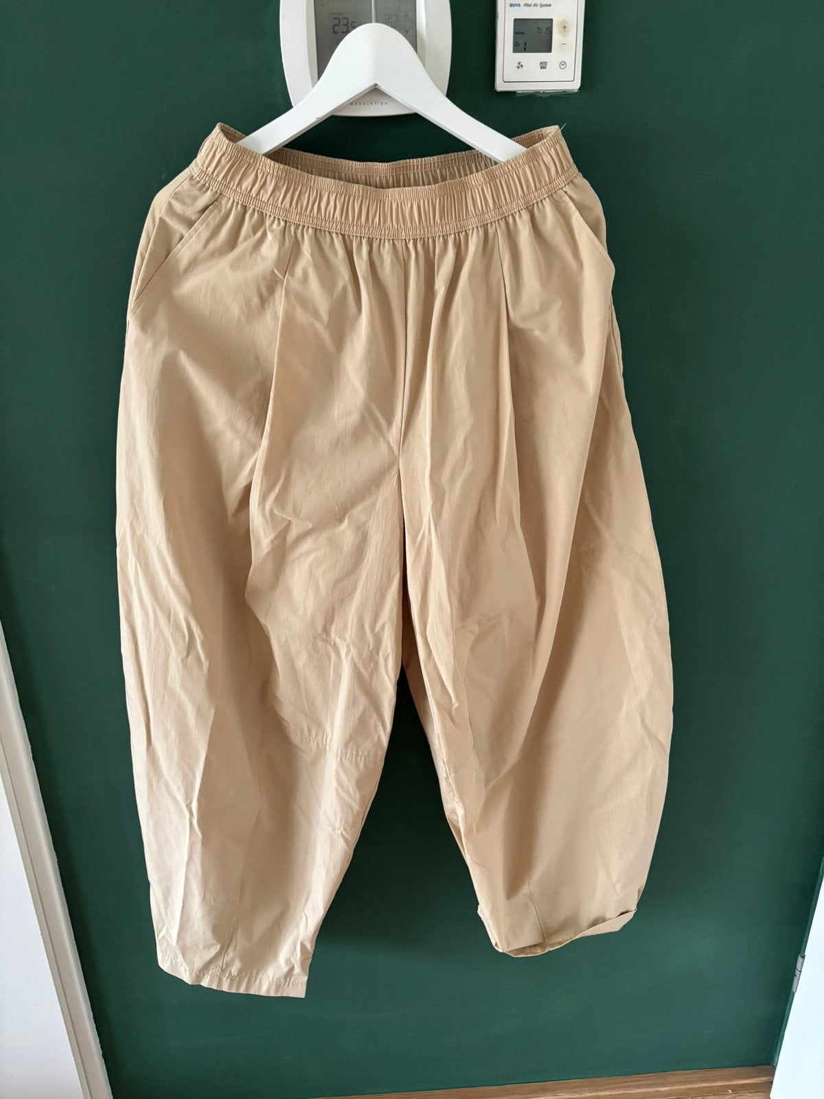 Barrel broek nieuw!, Maat 38/40 (M), Beige, Nieuw, Ophalen of Verzenden