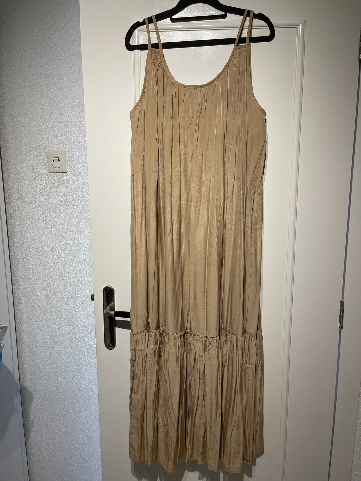 Nieuwe jurk van chicas one size, Kleding | Dames, Maat 38/40 (M), Overige kleuren, Nieuw, Ophalen of Verzenden