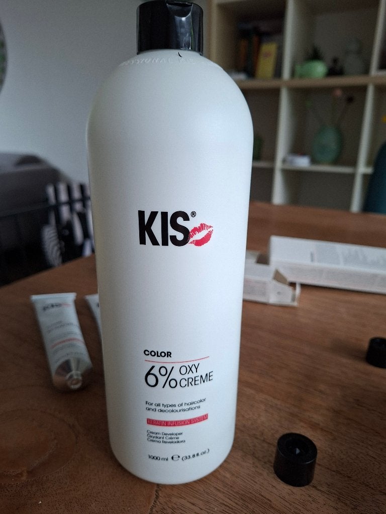 Haarverf kis 9 G, Ophalen of Verzenden, Zo goed als nieuw, Overige typen
