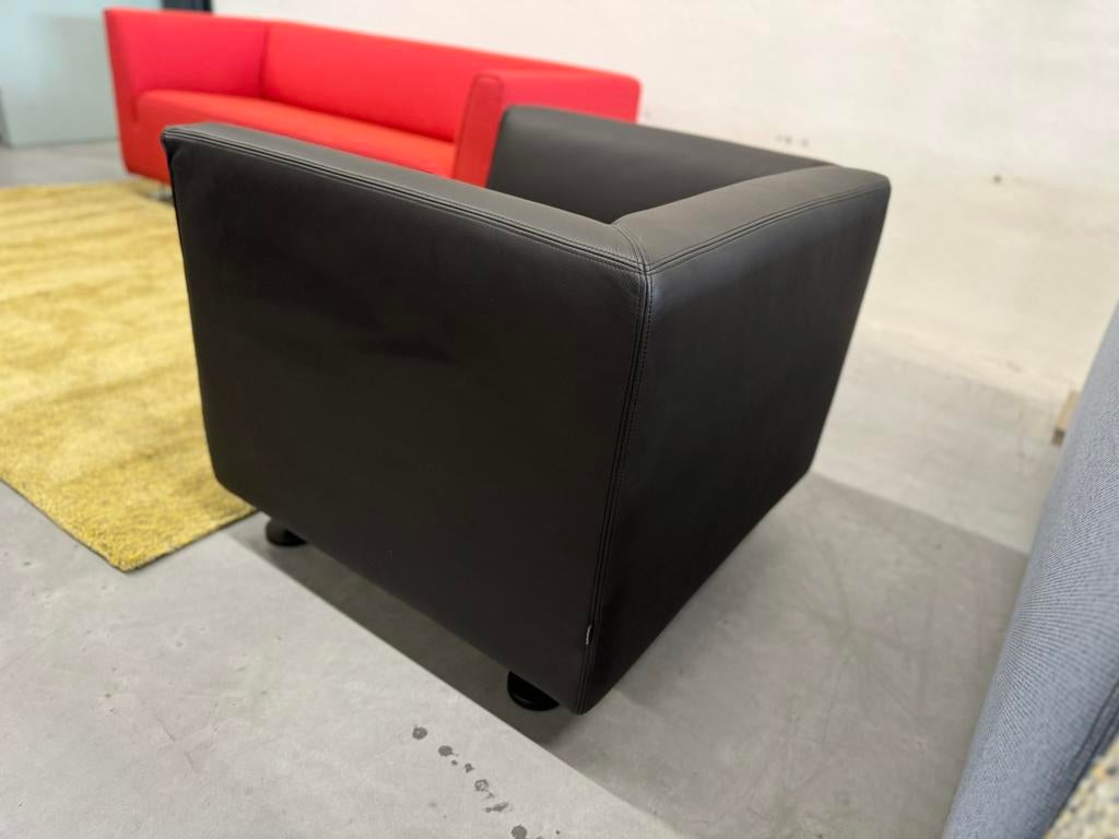 Nieuw Gelderland 4800 Fauteuil zwart leer Design stoel, Nieuw, Ophalen of Verzenden, Gelderland, 50 tot 75 cm