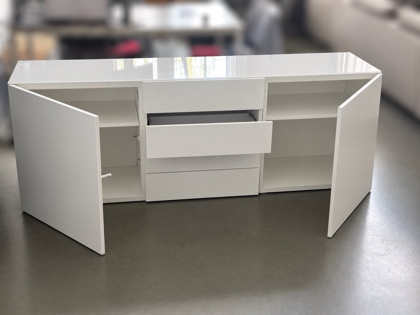 GRATIS Ikea BESTA Dressoir met lades en glazen afdekplaat, Huis en Inrichting, Ophalen, Gebruikt, 150 tot 200 cm, Glas