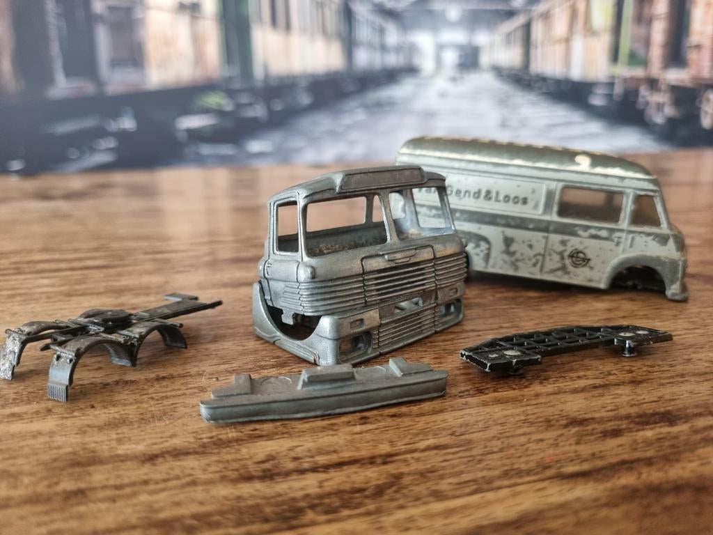 Van Gend & Loos busje en truck onderdelen, Ophalen of Verzenden, Gebruikt, Bus of Vrachtwagen, Lion Toys