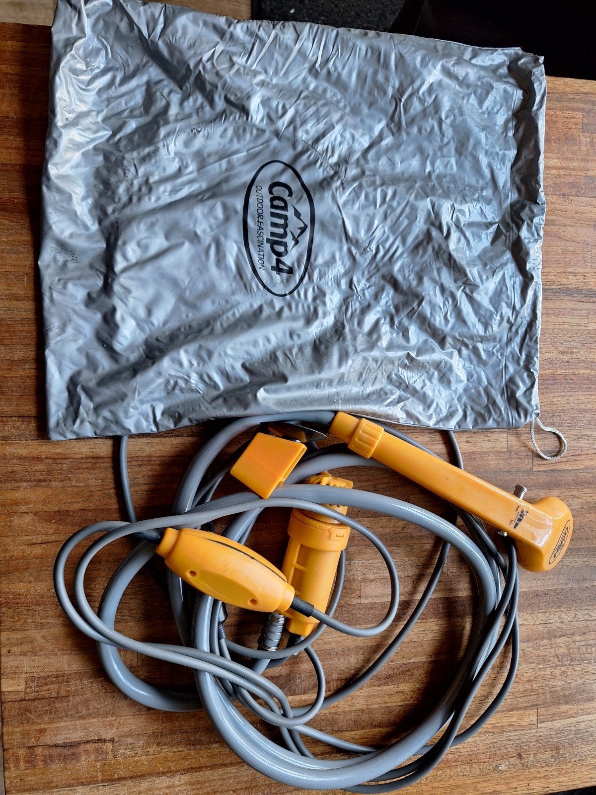 12V Buitendouche voor Camper/Caravan met Ophangbeugel, Caravans en Kamperen, Ophalen of Verzenden, Gebruikt