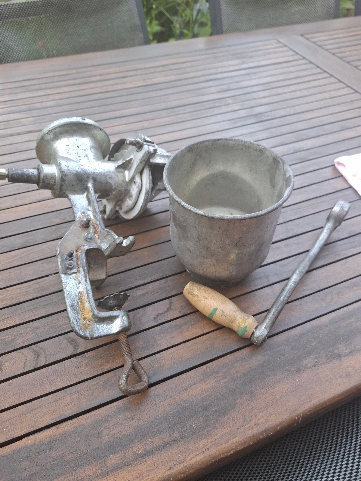 Schroodmolen - Handbediend(mogelijk boor aan te sluiten), Ophalen, Gebruikt