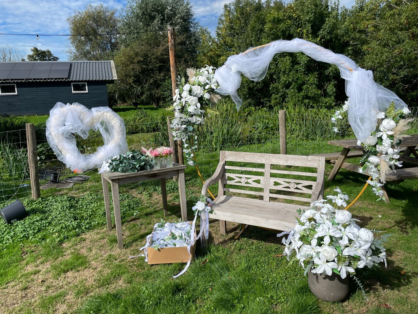 Complete set backdrop - bruiloft of kerk versiering, Ophalen, Zo goed als nieuw, Wit, Accessoires
