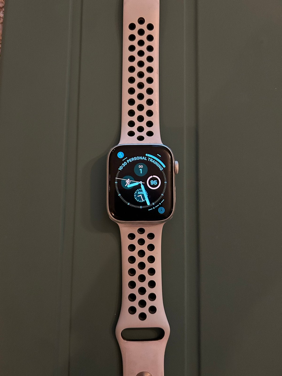 Apple Watch series 5 Nike, IOS, Ophalen of Verzenden, Waterdicht, Zilver