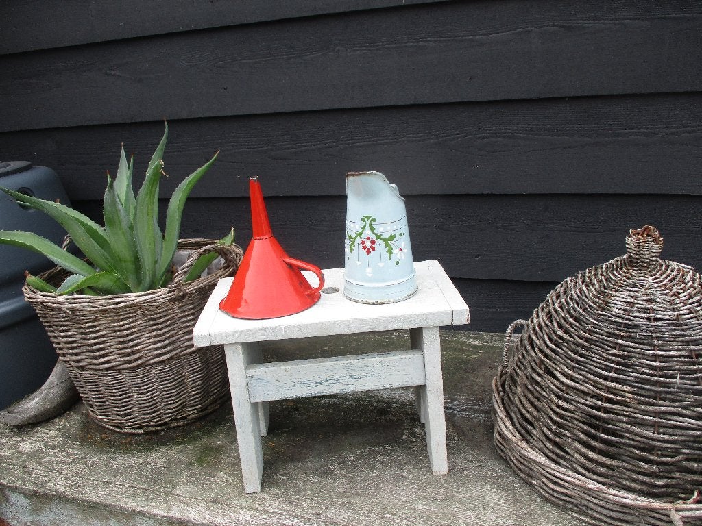 emaille brocante vintage kannetje met opgelegde bloemen, Antiek en Kunst, Antiek | Emaille, Ophalen of Verzenden