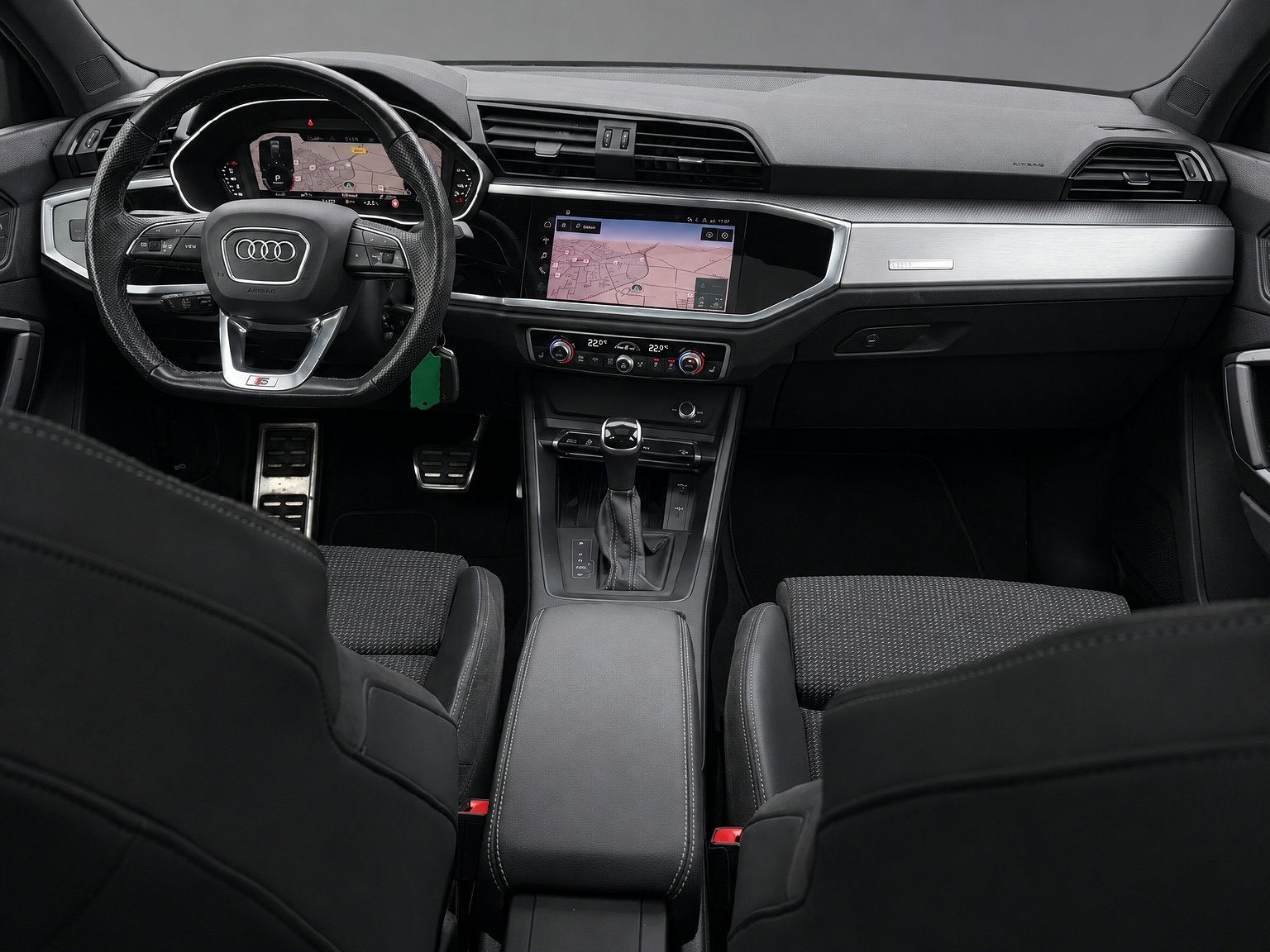 Audi Q3 Sportback 35 TFSI S Edition, 2 X S-LINE, panoramadak, Dealer onderhouden, Euro 6, 4 cilinders, 150 pk