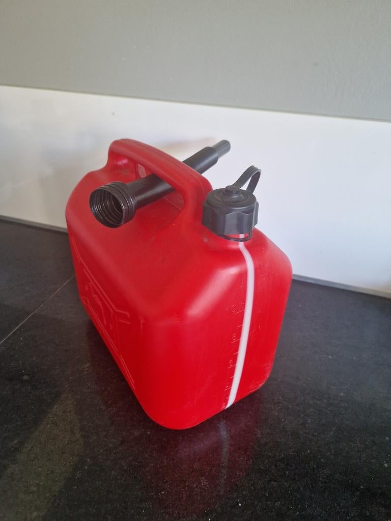 Jerrycan 10 Liter met schenktuit., Ophalen, Zo goed als nieuw, Motor en Techniek