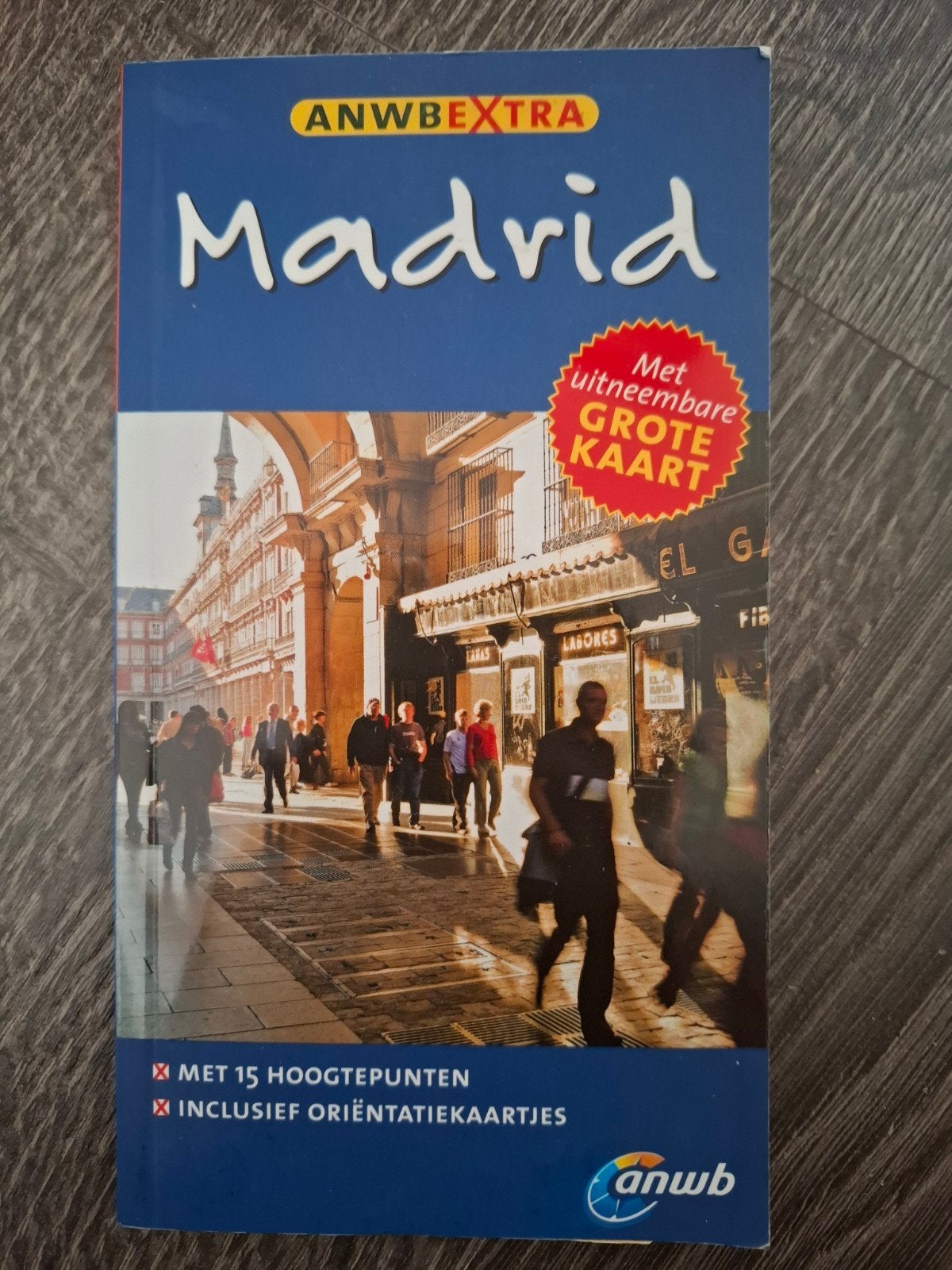 ANWB Extra Reisgids Madrid met Grote Kaart, Europa, Ophalen of Verzenden, Zo goed als nieuw, Reisgids of -boek