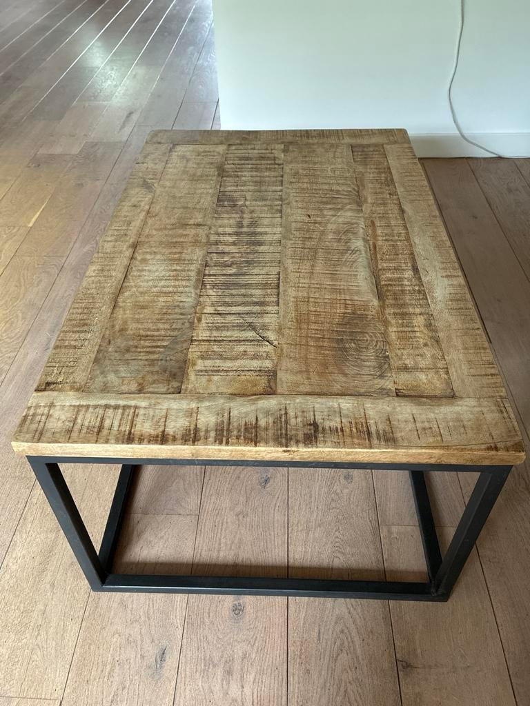 Salontafel set.  2stuks 60x60 cm. 100x65. Mangohout.  Staal, Huis en Inrichting, Tafels | Salontafels, Ophalen, Overige materialen