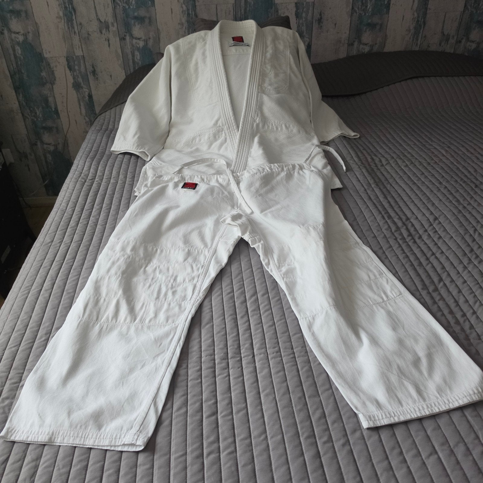 Judopakken, Sport en Fitness, Ophalen of Verzenden, Zo goed als nieuw, Judo, Vechtsportpak