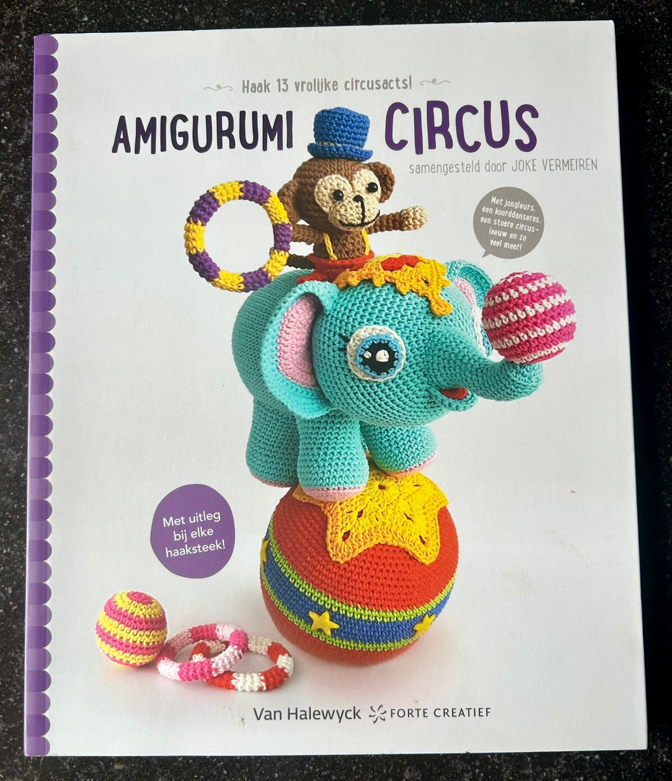 Joke Vermeiren - Amigurumi Circus - Haakboek, Boeken, Breien en Haken, Ophalen of Verzenden, Zo goed als nieuw, Joke Vermeiren