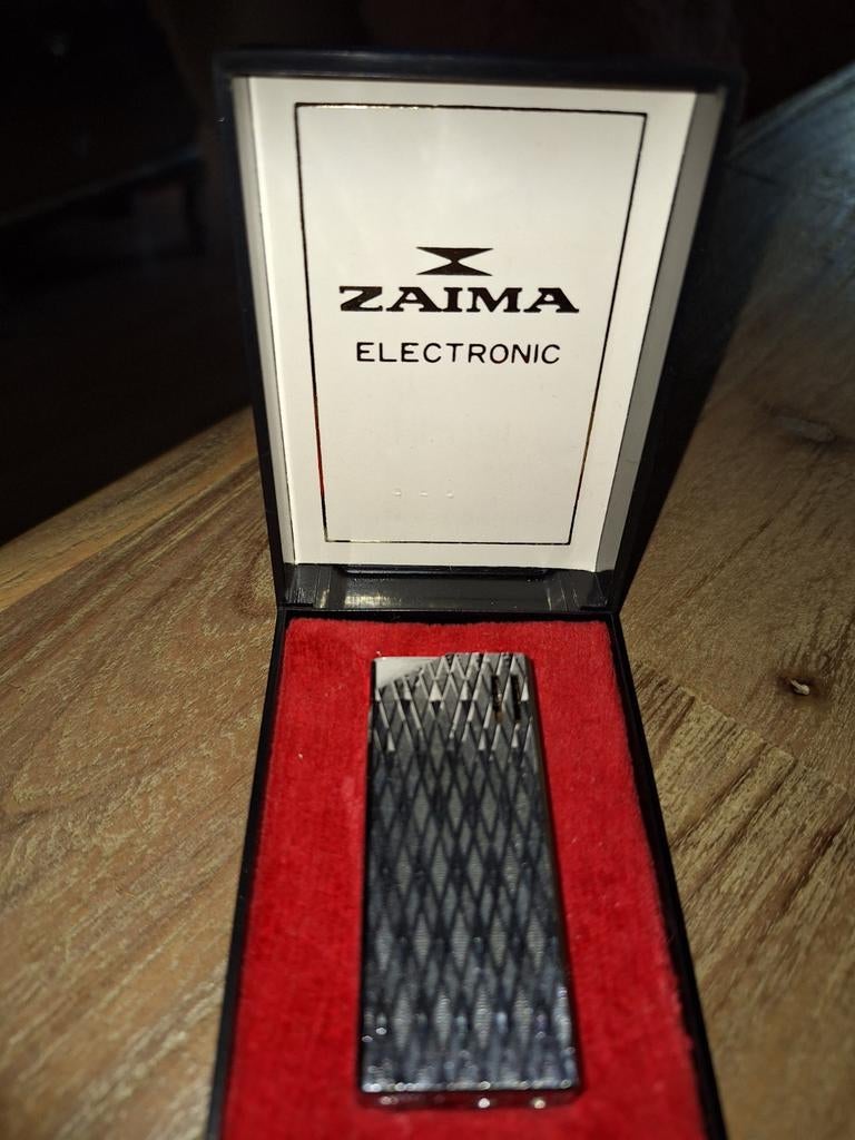 Zaima Electronic aansteker in originele verpakking, Ophalen, Zo goed als nieuw, Aansteker