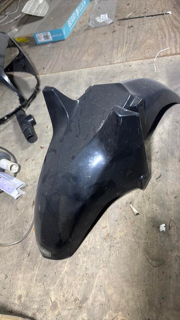 Voor spatbord suzuki v-strom dl 650 / dl 1000, Motoren, Onderdelen | Suzuki, Ophalen of Verzenden