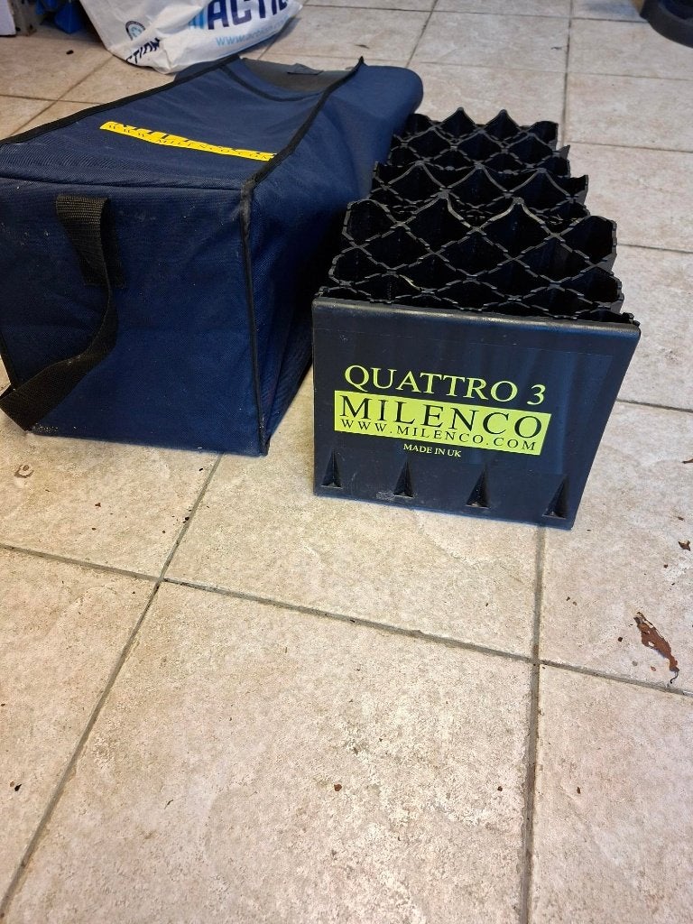 oprijplaat Milenco, Caravans en Kamperen, Ophalen, Zo goed als nieuw