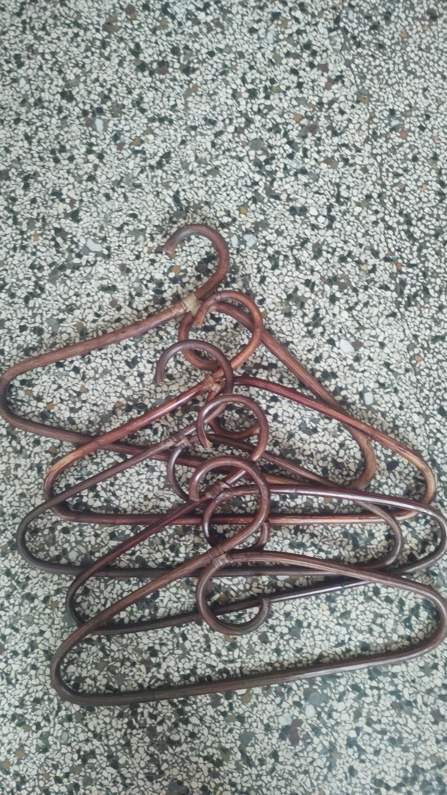 Set van 5 vintage rotan kledinghangers, Ophalen of Verzenden, Gebruikt, Overige materialen, Volwassenen