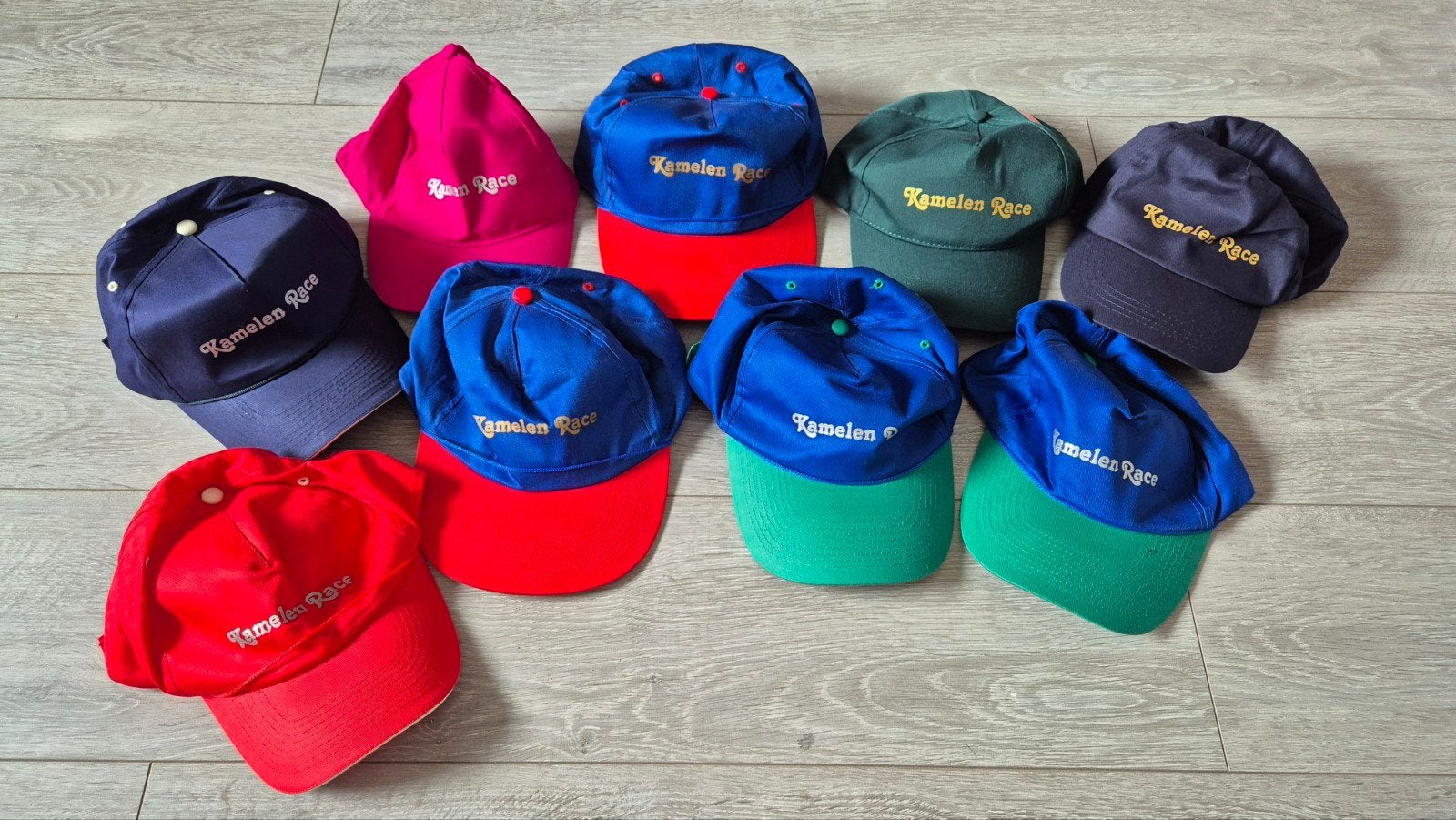 Kamelen race Kermis petten., Ophalen of Verzenden, Nieuw, One size fits all, Pet