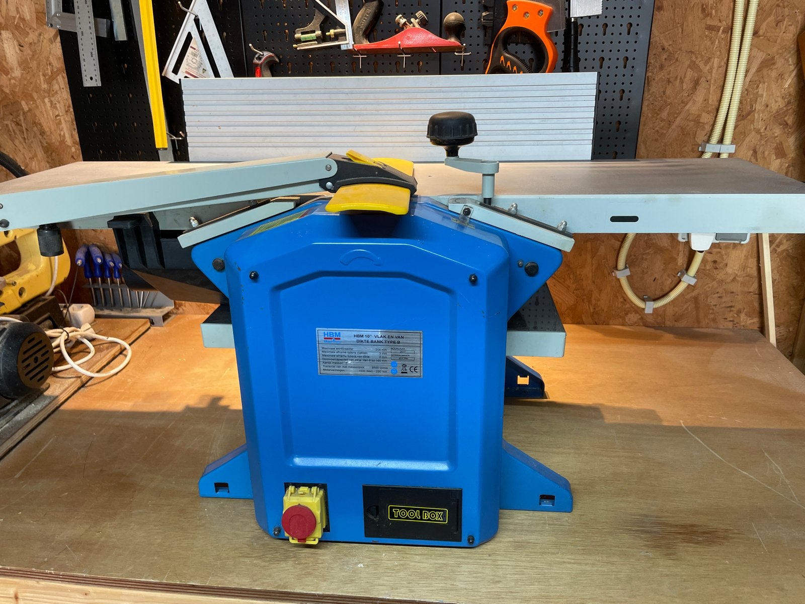 HBM 10" Vlak- en Vandiktebank Type B, Ophalen, Gebruikt, Elektrisch