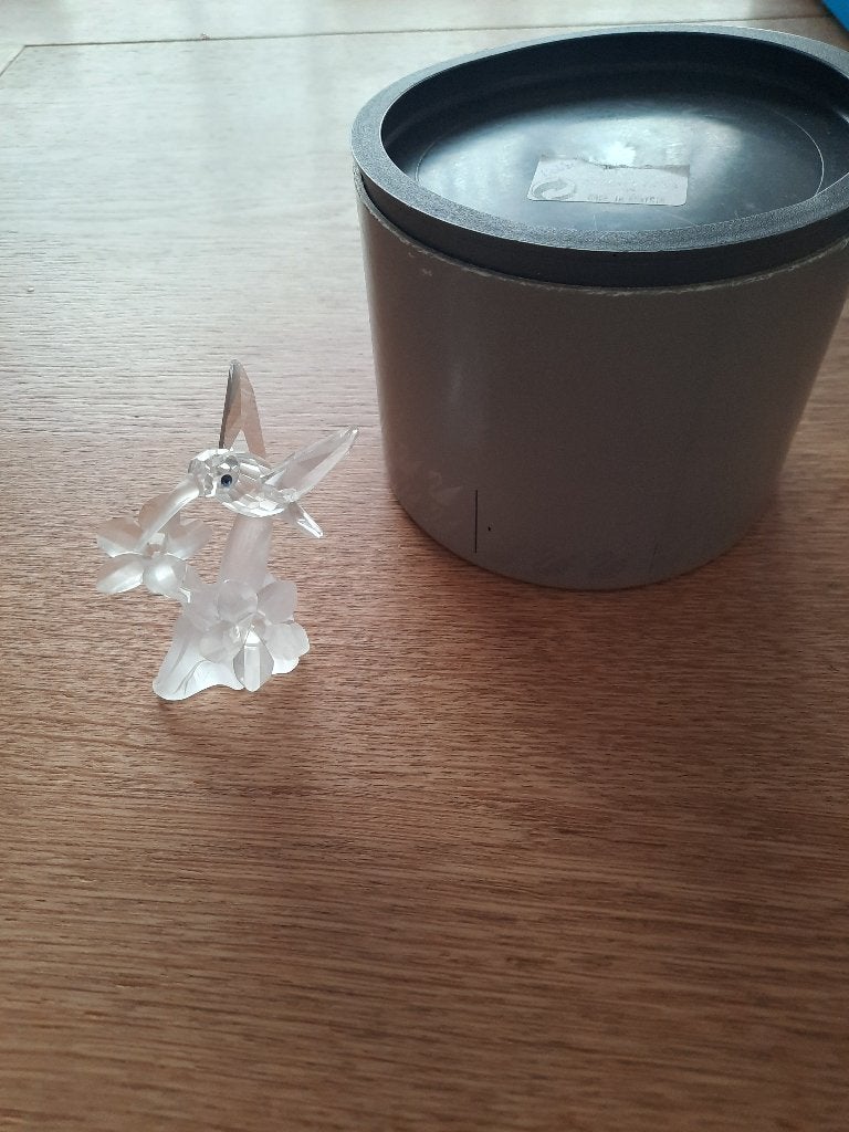 Swarovski. Kolibri op bloemen, Verzamelen, Swarovski, Ophalen of Verzenden, Zo goed als nieuw, Figuurtje