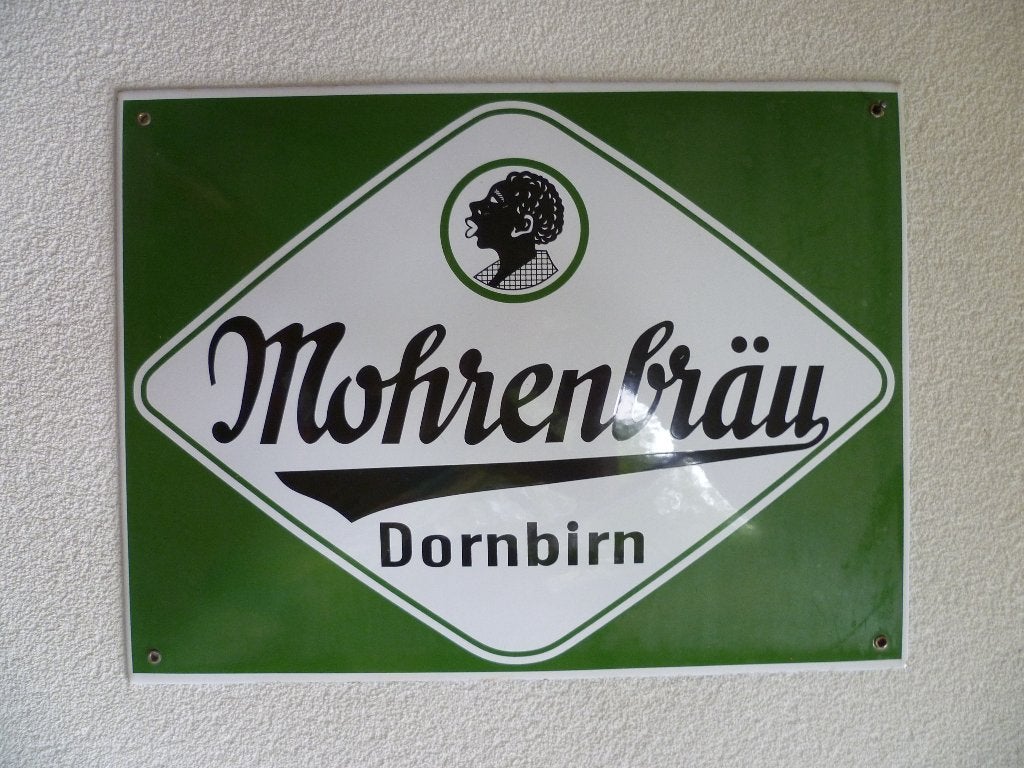 EMAILLE RECLAMEBORD"MOHRENBRAU BIER"REPRO UIT JAREN 80/90, Ophalen of Verzenden, Zo goed als nieuw, Reclamebord