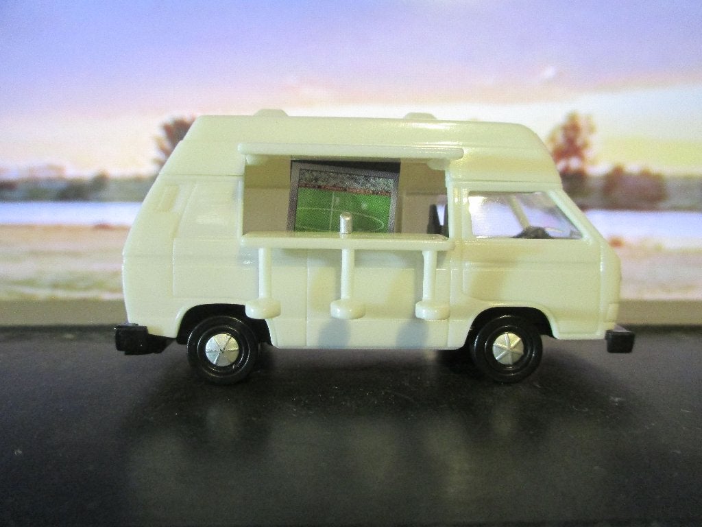 1:64 VW T3 Transporter food truck wit, Hobby en Vrije tijd, Ophalen of Verzenden, Nieuw, Auto
