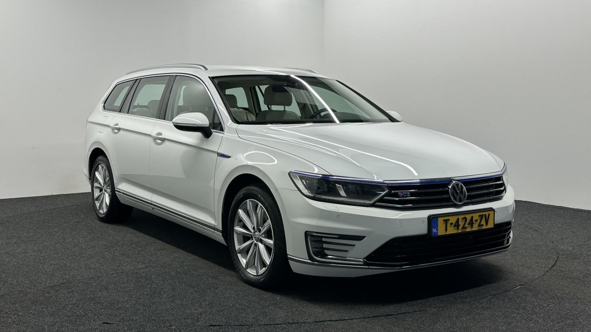 Volkswagen Passat Variant 1.4 TSI GTE Highline DAB ADAPTIEF, Auto's, Gebruikt, Euro 6, 4 cilinders, Met garantie (alle)