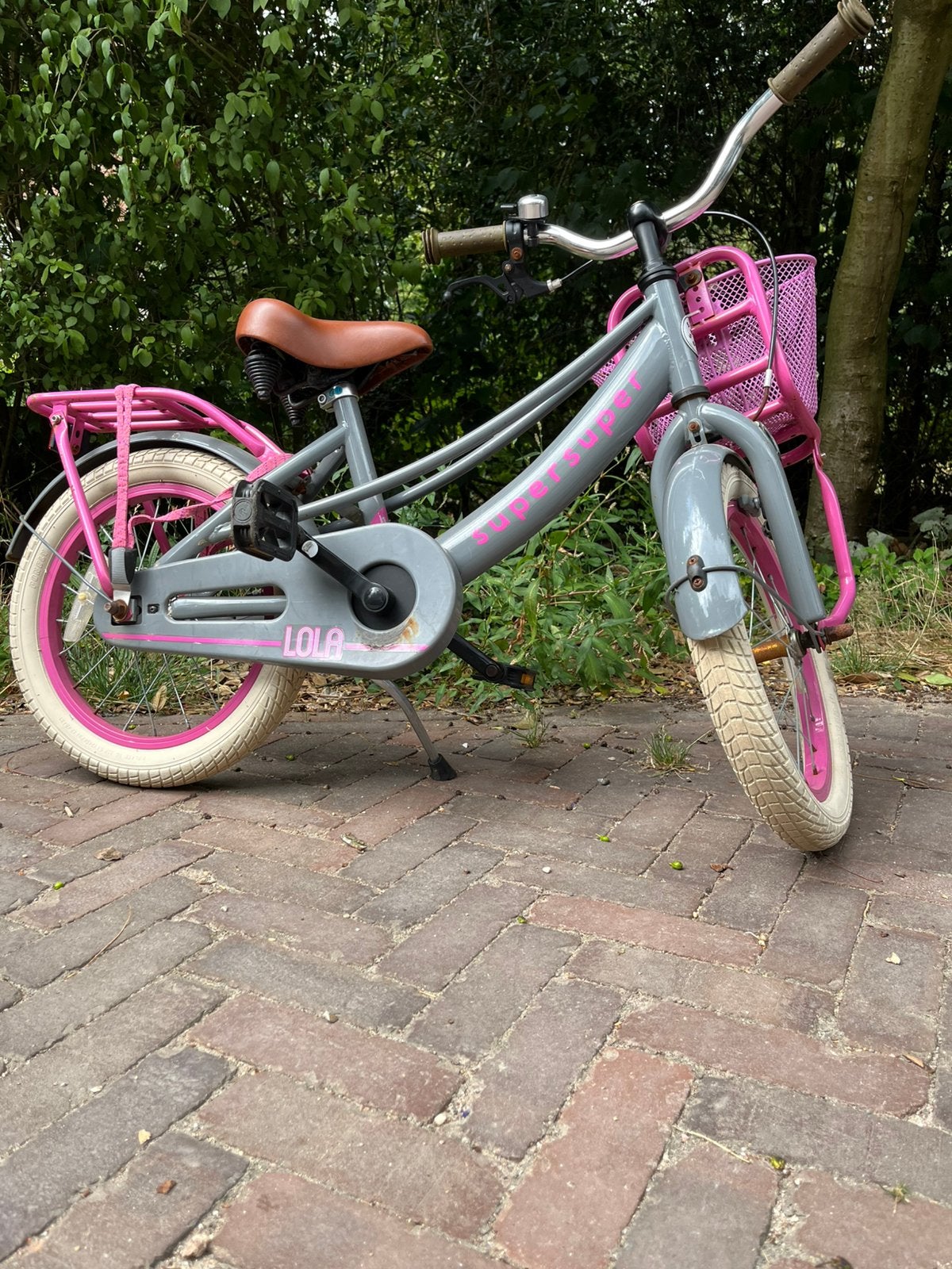 Lola Supersuper 16 inch kinderfiets, Ophalen, Terugtraprem, Gebruikt, Handrem