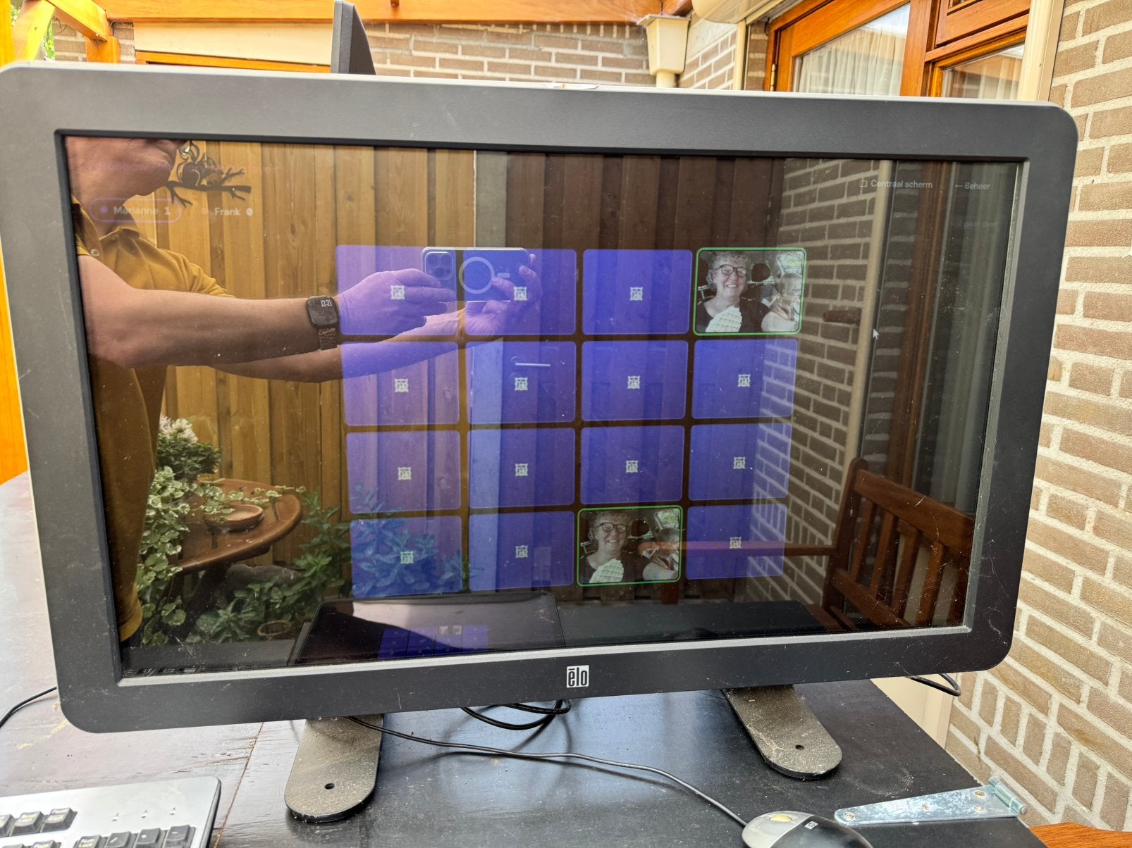 Elo touch lcd monitor 32 inch, Computers en Software, Monitoren, Gebruikt, 60 Hz of minder, HDMI, VGA, Touchscreen, Ingebouwde speakers