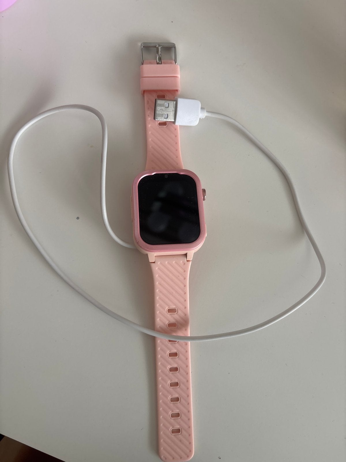 Roze smartwatch voor kinderen met oplader, Ophalen, Gebruikt, Roze, Conditie