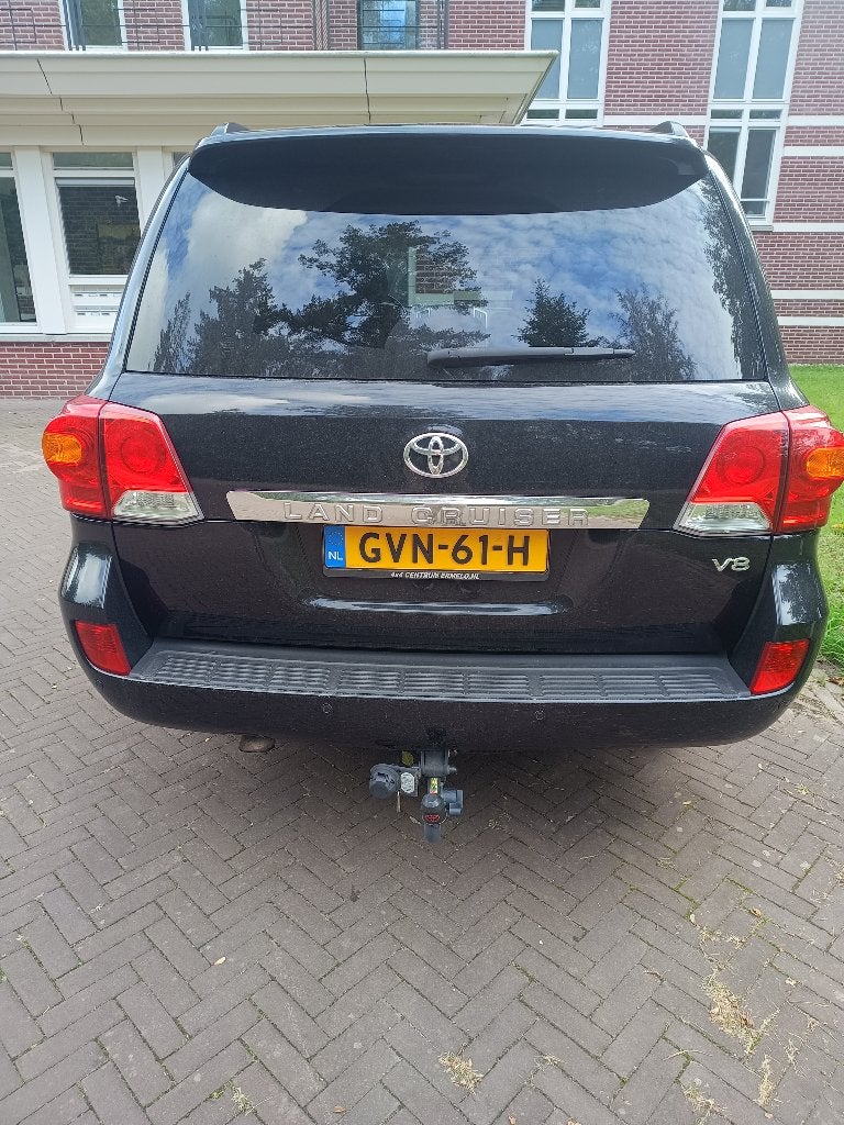 Foto 4 van Toyota Land Cruiser V8 4.5 D-4d AUT 7PERS 2012 Zwart